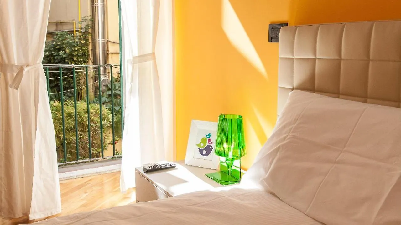 Apartment Trevi Colour- Rental In Rome